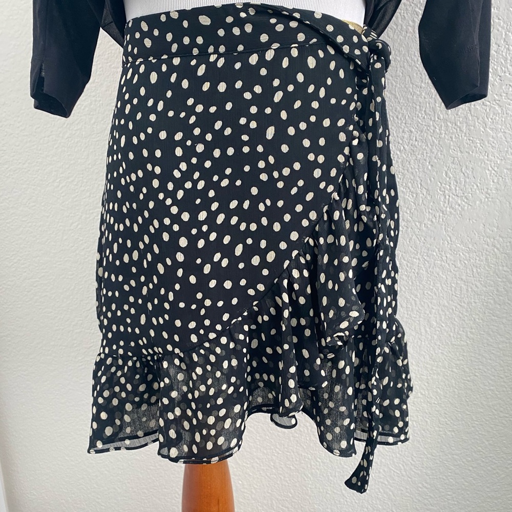 Cute Ruffled Mini Skirt